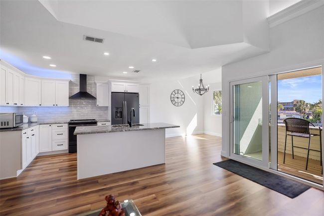 2383 Hanover Dr, Townhouse with 2 bedrooms, 3 bathrooms and null parking in DUNEDIN FL | Image 23