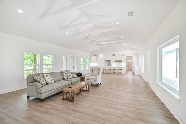 CR400 - 4294 Brazos River Rd, House other with 3 bedrooms, 2 bathrooms and 3 parking in Freeport TX | Image 19