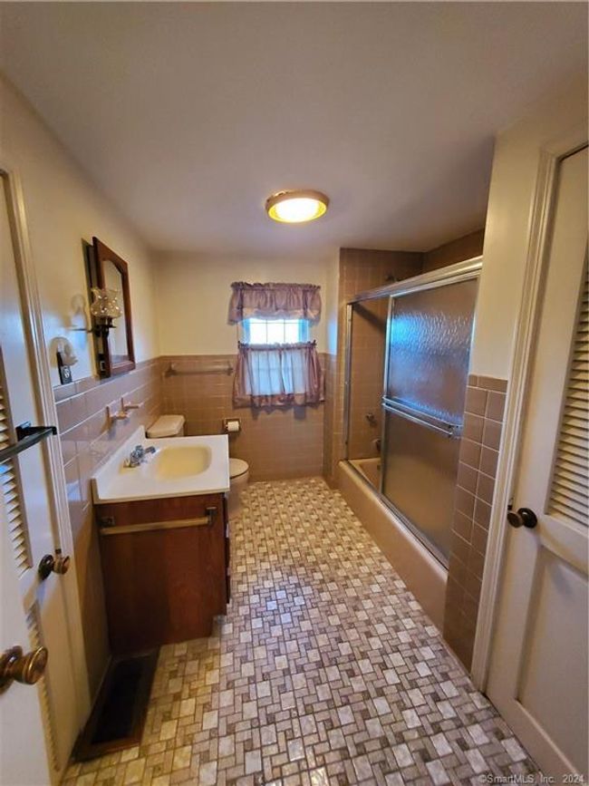 1 Dring Rd, House other with 4 bedrooms, 2 bathrooms and 2 parking in Monroe CT | Image 18