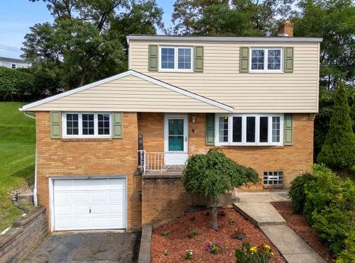 361 Algoma Dr, Pleasant Hills, PA, 15236-4438 | Card Image
