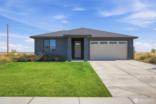 930 L St Ne, Ephrata, WA, 98823-7004 | Card Image