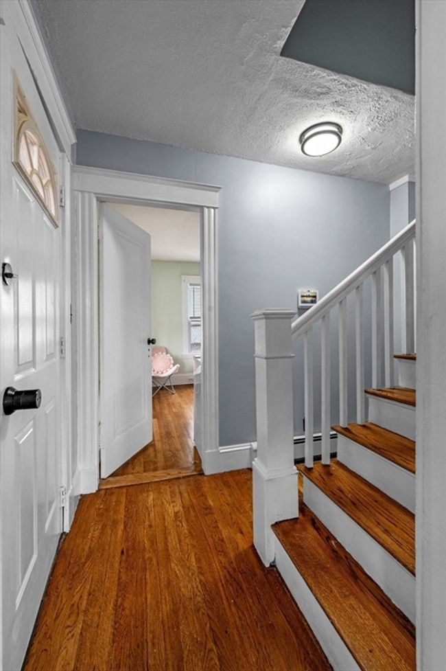 2 Avon St, House other with 3 bedrooms, 2 bathrooms and 4 parking in Peabody MA | Image 5