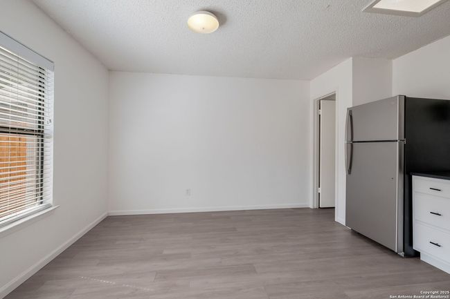 8147 Easy Meadow Dr, House other with 3 bedrooms, 2 bathrooms and null parking in Converse TX | Image 6