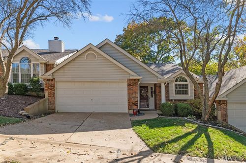 13312 Wood Chapel Dr, Saint Louis, MO, 63141-6073 | Card Image