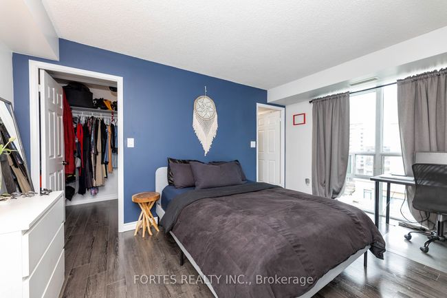 1101 - 9 Michael Power Pl, Condo with 2 bedrooms, 2 bathrooms and null parking in Etobicoke ON | Image 19