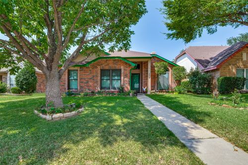2910 Spinner Ln, Grand Prairie, TX, 75052-4254 | Card Image