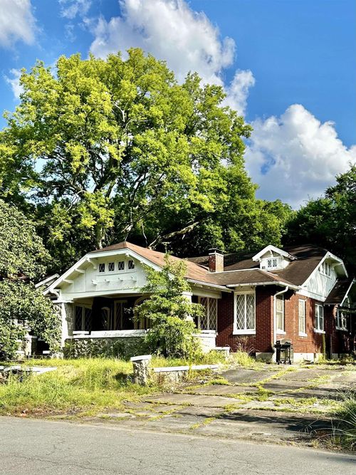 408 W Martin Place, Pine Bluff, AR, 71602 | Card Image