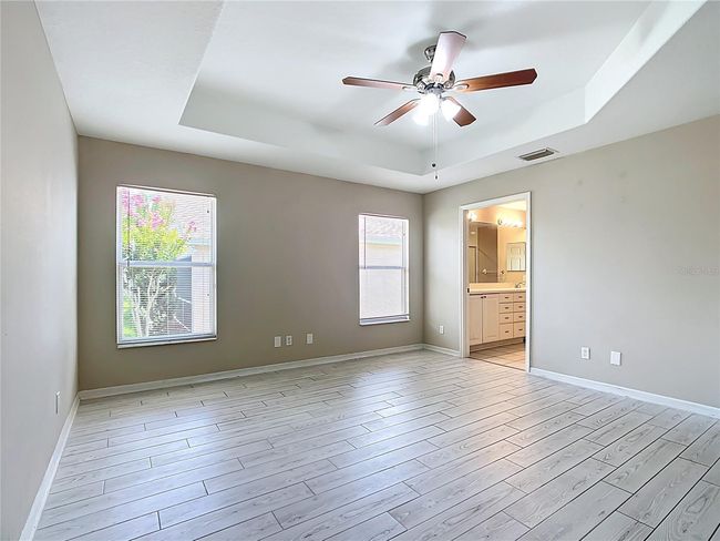 Primary Bedroom | Image 15