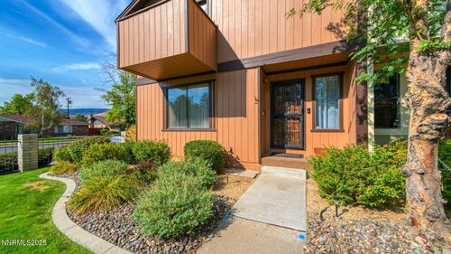 1515 Foster Dr, Reno, NV, 89509-1211 | Card Image