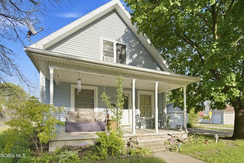 211 Lime St, Woodville, OH, 43469-1007 | Card Image
