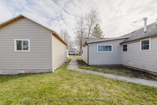 47 Broadway Ave, House other with 2 bedrooms, 1 bathrooms and 4 parking in Ridgetown ON | Image 9