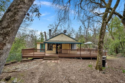 14031 Ettawa Springs Rd, Middletown, CA, 95461-9545 | Card Image