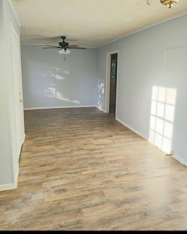 414 Future St, Home with 3 bedrooms, 2 bathrooms and null parking in Palestine TX | Image 12