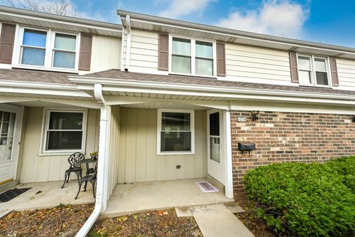 6230 W College Ave, Greendale, WI, 53129-2801 | Card Image