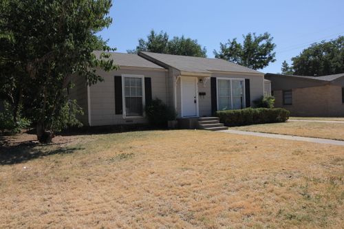 2317 32nd St, Lubbock, TX, 79411-1609 | Card Image