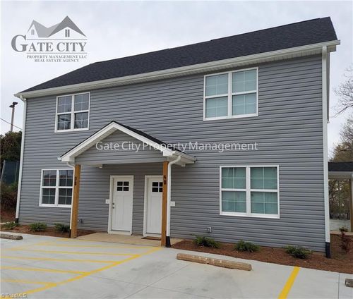 38 E 4th St, Lexington, NC, 27292-3502 | Card Image
