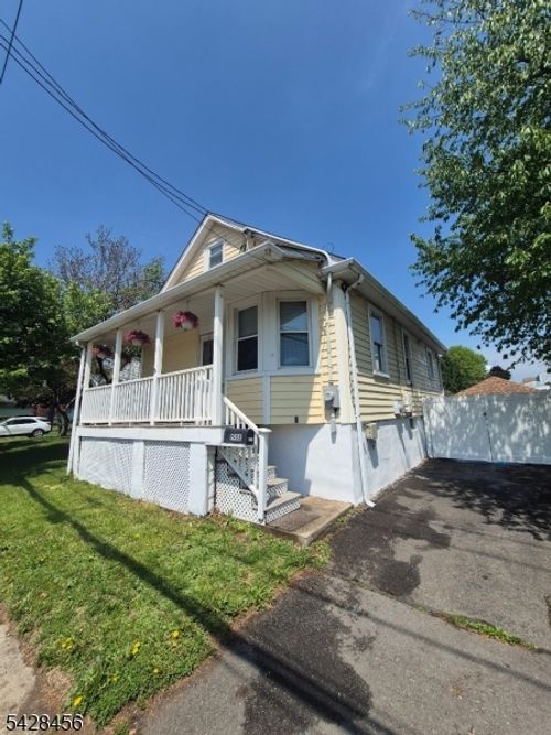 1908 W Camplain Rd, Manville, NJ, 08835-1658 | Card Image