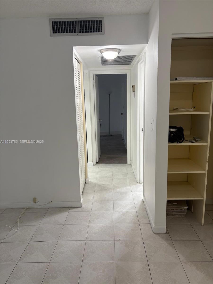 Residential in Sunny Isles Beach 2