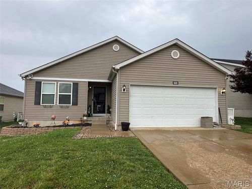 522 Rifle Ridge Dr, O Fallon, MO, 63366-4858 | Card Image
