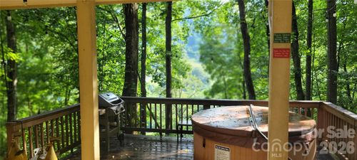445 Allison Dr, Maggie Valley, NC, 28751-8869 | Card Image