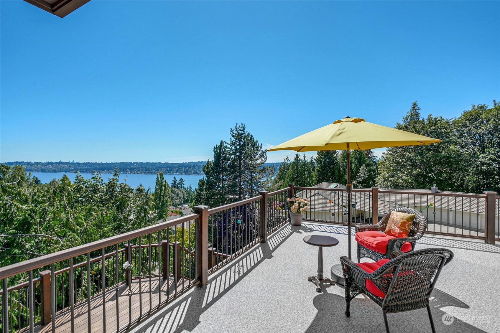 65th Pl, Kirkland, WA 98034