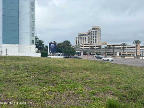 950 - 956 Beach Boulevard, Biloxi, MS, 39530 | Card Image