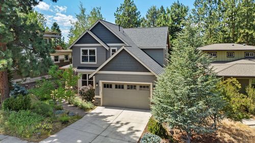 2681 Nw Nordeen Way, Bend, OR, 97703-7352 | Card Image