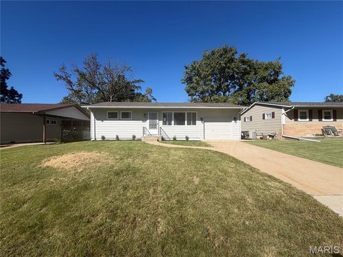 11367 Ranger Dr, Saint Louis, MO, 63128-1413 | Card Image