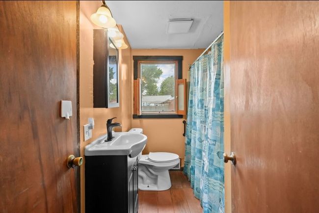 525 Buttonwoods Ave, House other with 3 bedrooms, 2 bathrooms and 5 parking in Warwick RI | Image 19