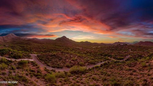 7237 W El Camino Del Cerro, Tucson, AZ, 85745-9341 | Card Image