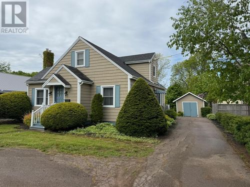 75 Mount Edward Road, Charlottetown, PE, C1A5S1 | Card Image