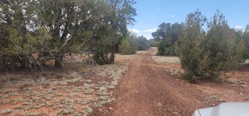 160 Acres N Of Fort Rock, Seligman, AZ, 86337 | Card Image