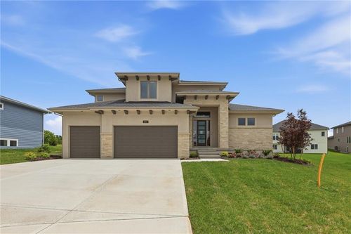 22017 W 99th Ter, Lenexa, KS, 66220 | Card Image