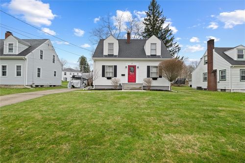 25 Capitol Ct, Farrell, PA, 16121 | Card Image