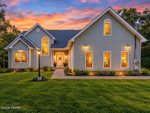 162 Oak Ridge Dr, Milford, PA, 18337-9451 | Card Image