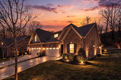 2512 Sugarberry Rd, Knoxville, TN, 37932-2298 | Card Image