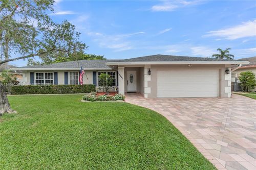 12541 Sw 11th Ct, Davie, FL, 33325-5585 | Card Image