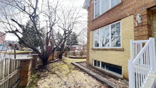 210 Jacey Anne Dr, Richmond Hill, ON, L4C4N5 | Card Image