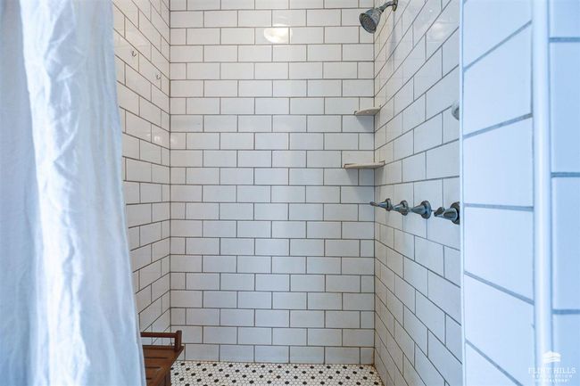 211 W Prescott Ave, House other with 6 bedrooms, 3 bathrooms and null parking in Salina KS | Image 76