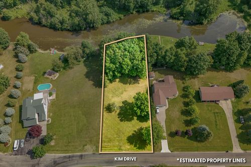 4801 Kim Dr, Hillsdale, MI, 49242-8746 | Card Image