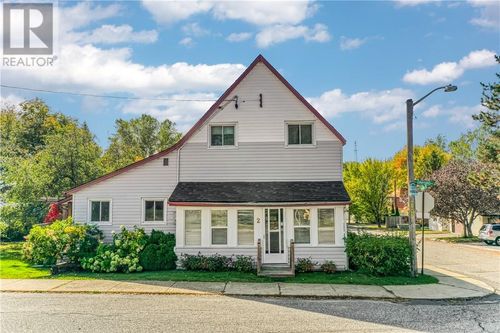 2 Orford St, Copper Cliff, ON, P0M1N0 | Card Image
