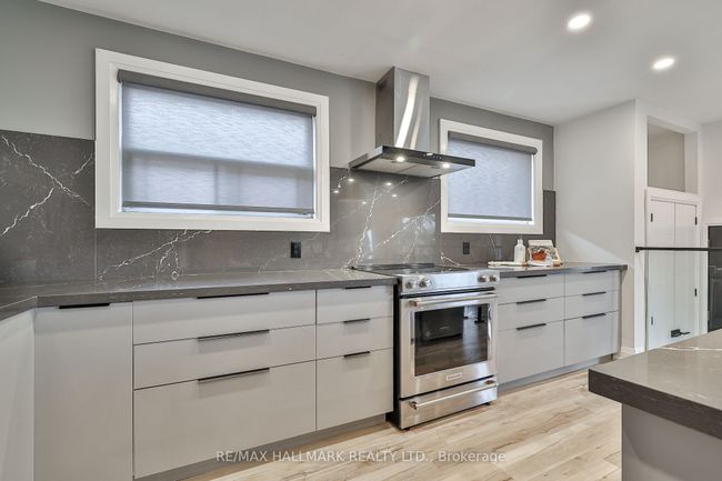 183 Willowridge Rd, House attached with 4 bedrooms, 2 bathrooms and 2 parking in Etobicoke ON | Image 15