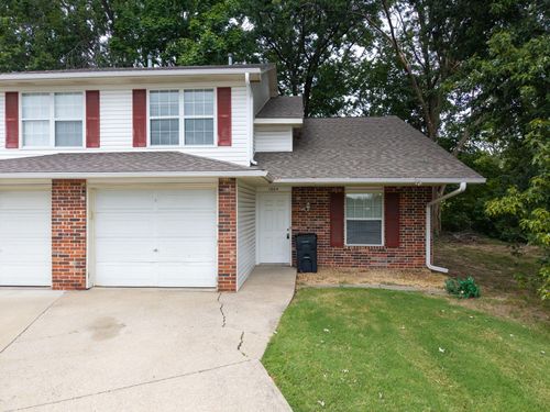 1605, 1609 Steamboat Ln, COLUMBIA, MO, 65201-7333 | Card Image