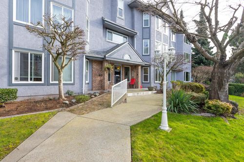203-1378 Fir St, White Rock, BC, V4B4B2 | Card Image
