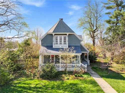 222 W Gay St, Warrensburg, MO, 64093-1624 | Card Image