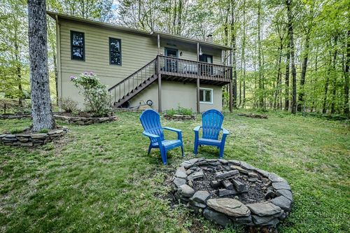 460 Harley Perry Rd, Zionville, NC, 28698-9794 | Card Image