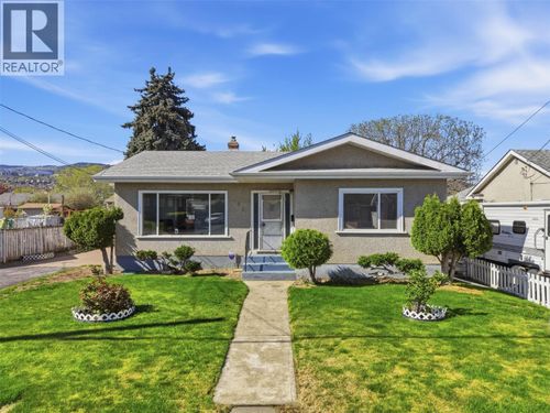 465 Linden Ave, Kamloops, BC, V2B2N4 | Card Image