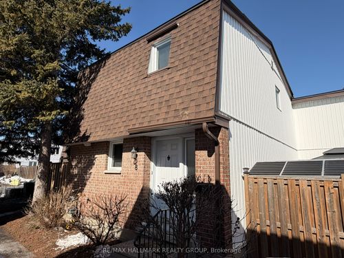 8-837 Eastvale Drive, Beacon Hill North - South and Area, ON, K1J7T5 | Card Image