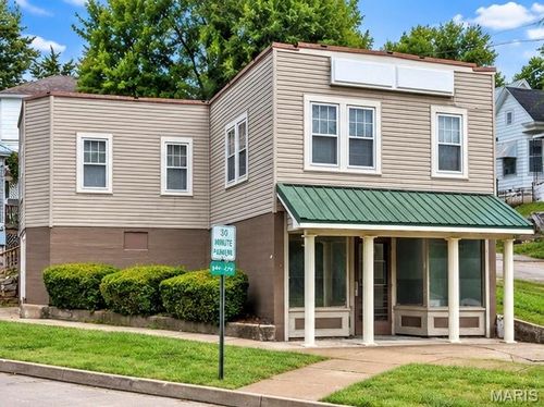 300 Grand Ave, Hannibal, MO, 63401-3103 | Card Image