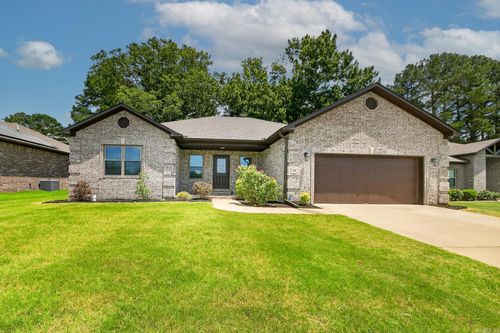 24 Aberdeen Dr, Cabot, AR, 72023-7824 | Card Image